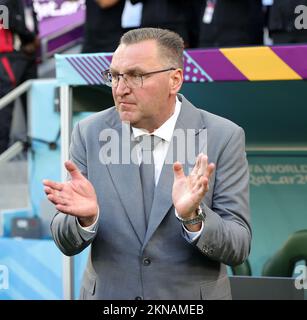 Cheftrainer Czeslaw Michniewicz von Polen während der FIFA-Weltmeisterschaft 2022, Fußballspiel der Gruppe C zwischen Polen und Saudi-Arabien am 26. November 2022 im Education City Stadium in Doha, Katar - Foto: Sebastian El-sakqa/DPPI/LiveMedia Stockfoto