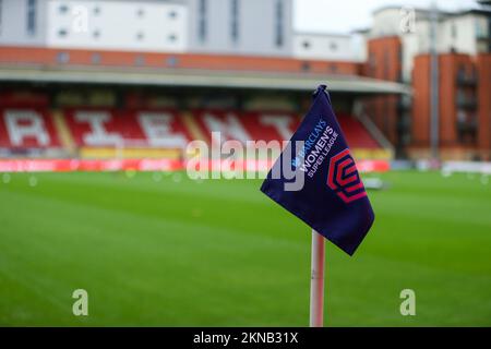 Brisbane Road, London, Großbritannien. 27.. November 2022. Damen Continental League Cup, Tottenham Hotspur gegen Coventry United; Corner Flag Credit: Action Plus Sports/Alamy Live News Stockfoto