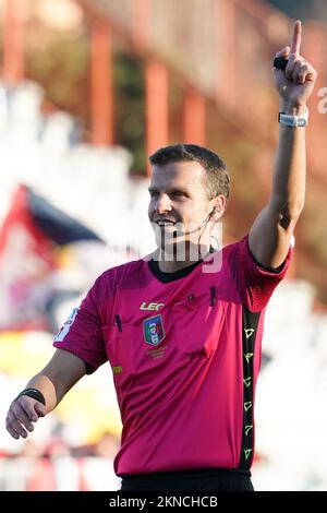 Perugia, Italien. 27.. November 2022. la penna (Schiedsrichter sez. rom 1) während des AC Perugia vs Genua CFC, italienisches Fußballspiel der Serie B in Perugia, Italien, November 27 2022 Kredit: Independent Photo Agency/Alamy Live News Stockfoto