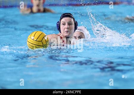 Rom, Italien. 26.. November 2022. Giulia Gasparri (RN Florentia) während des Spiels SIS Roma vs RN Florentia, Waterpolo Italian Serie A1 Women Match in Rom, Italien, November 26 2022 Kredit: Independent Photo Agency/Alamy Live News Stockfoto