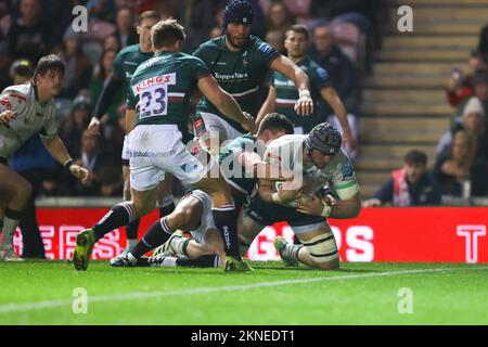 Leicester, Großbritannien. 27.. November 2022. Matt Rogerson of London Irish erzielt einen Versuch beim Gallagher Premiership-Spiel Leicester Tigers vs London Irish auf der Mattioli Woods Welford Road, Leicester, Großbritannien, 27.. November 2022 (Foto von Nick Browning/News Images) in Leicester, Großbritannien, am 11./27. November 2022. (Foto von Nick Browning/News Images/Sipa USA) Guthaben: SIPA USA/Alamy Live News Stockfoto