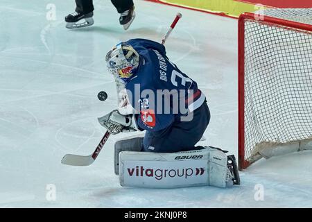 2022/23 Champions Hockey League | RB München gegen EV Zug. BIRKEN aus den Danny (RB München RBM33) Stockfoto