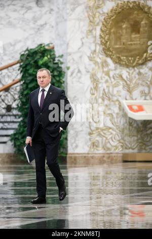 Minsk, Weißrussland. 1.. Februar 2020. Vladimir Makei (oder Uladzimir Makiej), Außenminister der Republik Belarus, wartet auf Mike Pompeo, den 70.. US-Außenminister im Unabhängigkeitspalast in Minsk. Wladimir Wladimirovich Makei (oder Uladsimir Makiej) starb am 26. November 2022 in Minsk. Er war 64 Jahre alt. Es gibt keine Informationen, dass er eine chronische Krankheit hatte. Die belarussischen Behörden haben seine Todesursache nicht angegeben. Makei diente von 2012 bis zu seinem Tod im Jahr 2022 als Außenminister von Belarus. Seit 2015 wird er als ein hübsches Demo wahrgenommen Stockfoto