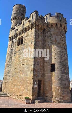Olite, Spanien - 31. August 2022: Palast der Könige von Navarra von Olite, Olite, Navarra Stockfoto