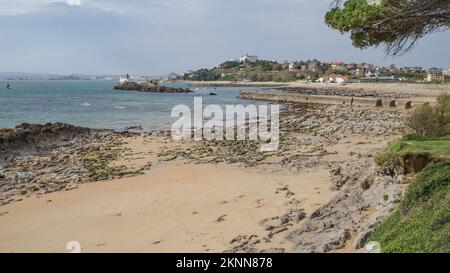 Playa de los Bikinis, Magdalena Peninsula, Santander, Kantabrien, Spanien Stockfoto