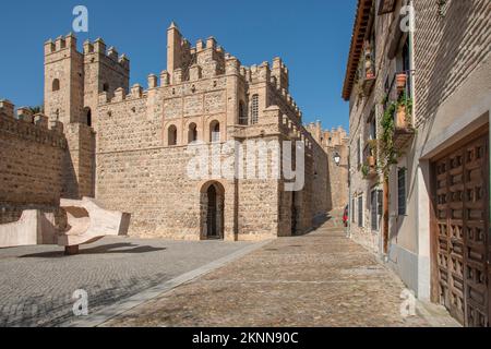 Eine militärische Festung in einem der Abschnitte der Mauer von Toledo Stockfoto