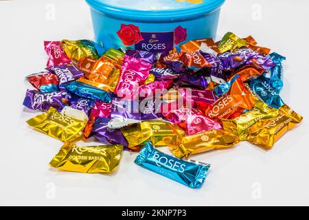 Eine Schachtel Cadbury's Roses Pralinen. Stockfoto