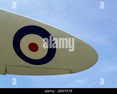 Nachbildung der Supermarine Spitfire K5054 am Southampton Airport, Hampshire, England. Stockfoto