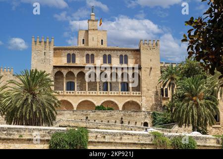 Alcázar Real Palazzo reale dell Almudaina, Königspalast La Almudaina, Residenz der spanischen Königsfamilie, Palma de Mallorca, Mallorca, Spanien, Europa Stockfoto