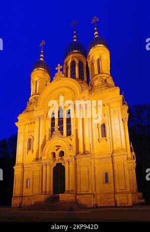 Russische Kapelle erbaut 1847-1855, Nachtaufnahme, blaue Stunde, Beleuchtung, Stimmung, Neroberg, Wiesbaden, Taunus, Hessen, Deutschland, Europa Stockfoto