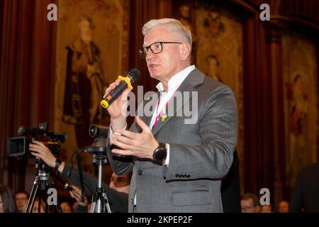 Brüssel, Belgien. 28.. November 2022. Jacek Jaskowlak, das am Montag, den 28. November 2022, im Brüsseler Rathaus auf dem Investitionsforum 2022 in Kiew abgebildet ist. Das Forum wird Finanzinstitute und private Investoren zusammenbringen, um einen Plan für die Erholung und Modernisierung der ukrainischen Hauptstadt Kiew zu entwickeln. BELGA FOTO HATIM KAGHAT Kredit: Belga News Agency/Alamy Live News Stockfoto