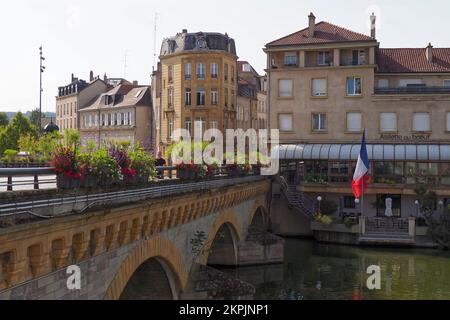 Le Moyen-Pont, Brücke über die Mosel, Metz, Region Grand Est, Frankreich, Europa Stockfoto