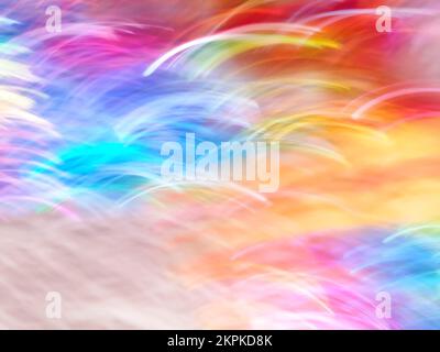Festlicher Hintergrund in leuchtenden Neon- und Pastellfarben ohne Fokus. Bokeh-Hintergrund in hellen Regenbogenfarben in Pastelltönen Stockfoto