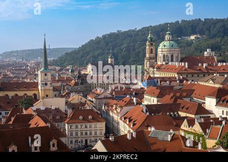 Prag, Tschechische Republik - 5. September 2022: Nikolaikirche in der Prager Altstadt Stockfoto
