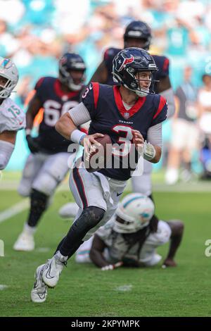 Nach Miami. FL USA; während eines NFL-Spiels im Hard Rock Stadium am Sonntag, den 27. November. Die Delfine schlagen die Texaner 30-15. (Kim Hukari/Bild des Sports) Stockfoto