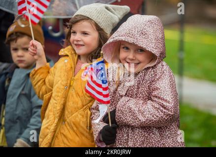 Die Idaho National Guard nahm am 5. November 2022 an der Idaho Veterans Parade in der Innenstadt von Boise Teil, um Veteranen aus Vergangenheit und Gegenwart zu ehren. Stockfoto