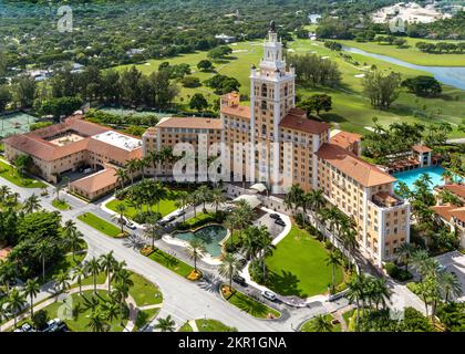 Luftaufnahme von einem Hubschrauber des Hotels und Golfplatzes, Coral Gables South Miami Beach, Miami Dade, Florida Nordamerika, USA Stockfoto