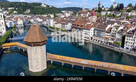 Kapellbrücke oder Kapellbrücke, Luzern, Schweiz Stockfoto