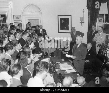 Truman verkündet Japans Kapitulation am 14. August 1945. Stockfoto