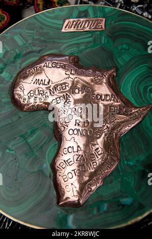 Kupferkarte Afrikas, auf Malachite, Lubumbashi, Provinz Katanga, Demokratische Republik Kongo. Stockfoto