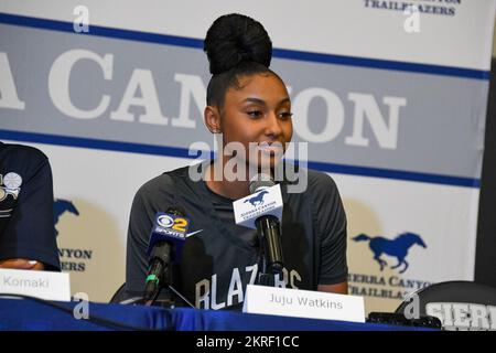 Juju Watkins während des Sierra Canyon Basketball Media Day am Mittwoch, 12. Oktober 2022, in Chatsworth, Kalifornien (Dylan Stewart/Image of Sport) Stockfoto