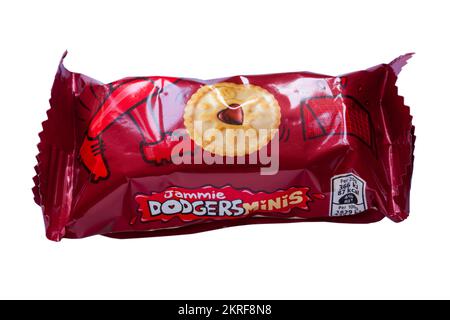 Jammie Dodgers Minis Himbeergeschmack Snack isoliert auf weißem Hintergrund - Kekse Kekse Kekse Stockfoto