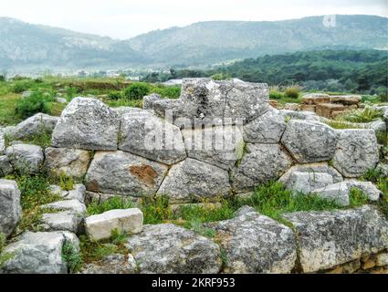 Antalya, Türkei, Mai 2014: Xanthos Antike Stadt. Architektonische Mauerverbindung von den Ruinen der antiken Stadt Xanthos - Letoon in Kas Stockfoto