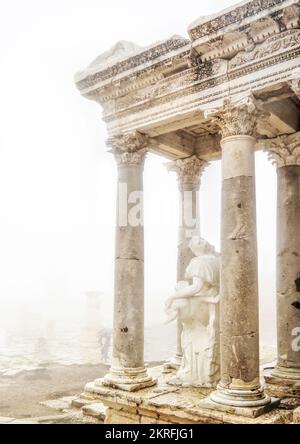 Sagalassos, Burdur, Türkei, Okt. 2019: Der monumentale Brunnen von Sagalassos, die antike Stadt wurde auf den südlich gelegenen Hängen des Taurus gegründet Stockfoto