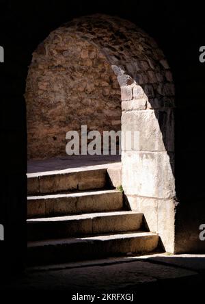 Bergama, Türkei, September 2008: Der unterirdische Tunnel von Asklepion zum Tempel des Telesphorus in der römischen Stadt Pergamon Stockfoto