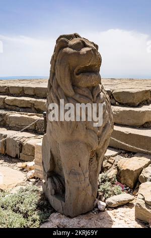 Berg Nemrut, Nemrut Dagi, Ostterrasse, Löwenstatuen, Commagene Königreich, Kahta, Provinz Adıyaman, Türkei, Asien Stockfoto