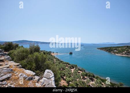 Kiyikislacik, Mugla, Türkei, September 2021: Wunderschöne Landschaft und Ruinen der antiken Stadt Iassos (Iasos) in Milas, Ägäische Küste Stockfoto