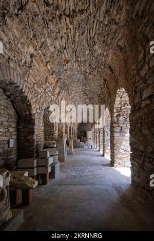 Kiyikislacik, Mugla, Türkei, September 2021: Fischmarkt (Macellum) Museum der antiken Stadt Iassos (Iasos) in Milas, Ägäische Küste Stockfoto