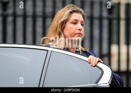 London, Großbritannien. 29.. November 2022. Penny Mordaunt, Abgeordneter, Lord President of the Council, Leader of the House of Commons. Konservative Parteiminister der Regierung Rishi Sunak nehmen an der wöchentlichen Kabinettssitzung in Downing Street, Westminster, Teil. Kredit: Imageplotter/Alamy Live News Stockfoto