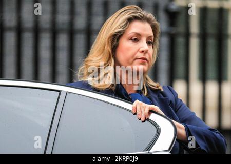 London, Großbritannien. 29.. November 2022. Penny Mordaunt, Abgeordneter, Lord President of the Council, Leader of the House of Commons. Konservative Parteiminister der Regierung Rishi Sunak nehmen an der wöchentlichen Kabinettssitzung in Downing Street, Westminster, Teil. Kredit: Imageplotter/Alamy Live News Stockfoto