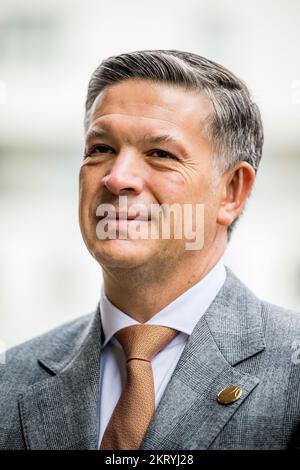 ACHTUNG REDAKTEURE - BERICHTERSTATTUNG VON INBEV AN BELGA BEANTRAGT - NUR REDAKTIONELLE VERWENDUNG - Anheuser-Busch InBev CEO Michel Doukeris, abgebildet bei einem Besuch im ab InBev Global Innovation and Technology Center, Dienstag, den 29. November 2022, in Leuven. BELGA FOTO JASPER JACOBS Stockfoto