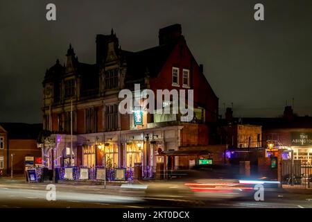 The Abington im Besitz von Green King an der Wellingborough Road, Northampton, England, Großbritannien. Stockfoto