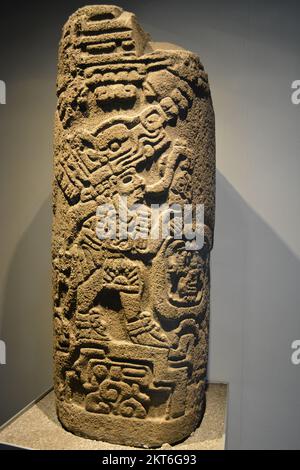 Stelae 11 aus Monte Alban, Raum Oaxaca im Nationalmuseum für Anthropologie Stockfoto