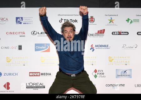 Italien. 29.. November 2022. Der Schauspieler Paolo Ruffini nimmt am 29. Dezember 2022 an einem Fotoanruf während der 45.. Giornate Professionali del Cinema Sorrento Italien Teil. (Foto: Franco Romano/NurPhoto) Kredit: NurPhoto/Alamy Live News Stockfoto