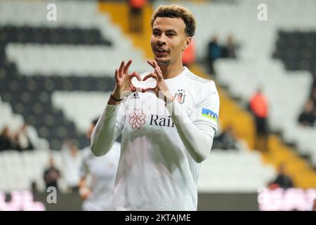 ISTANBUL, TÜRKEI - 29. NOVEMBER: DELE Alli von Besiktas feiert nach dem dritten Tor seiner Seiten während des Mid Season Friendly Match zwischen Besiktas und im Vodafone Park am 29. November 2022 in Istanbul, Türkei (Foto von Orange Pictures) Stockfoto