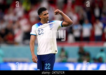 Jude Bellingham aus England feiert am Ende des Spiels während des Spiels der FIFA-Weltmeisterschaft Gruppe B im Ahmad bin Ali Stadium in Al Rayyan, Katar. Foto: Dienstag, 29. November 2022. Stockfoto