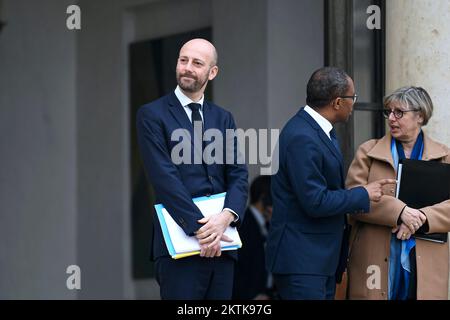 Paris, Frankreich, 29/11/2022, französischer Minister für die Transformation des öffentlichen Sektors und des öffentlichen Dienstes Stanislas Guerini nach der wöchentlichen Kabinettssitzung im Elysee-Palast in Paris, Frankreich, am 29. November 2022. Foto: Victor Joly/ABACAPRESS.COM Stockfoto