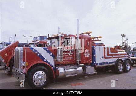 LKWs parken in Anaheim, Kalifornien Stockfoto