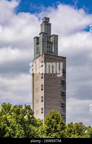 Albinmüller Tower im Rotehornpark City Park, Magdeburg, Sachsen-Anhalt, Deutschland, Europa Stockfoto