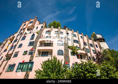 Fassade des architektonischen Werks von Art Grüne Zitadelle, Hundertwasser-Haus, Magdeburg, Sachsen-Anhalt, Deutschland, Europa Stockfoto