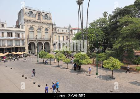 Salta, argentinien. 8.. november 2022: Plaza de armas Hauptplatz in salta, argentinien Stockfoto