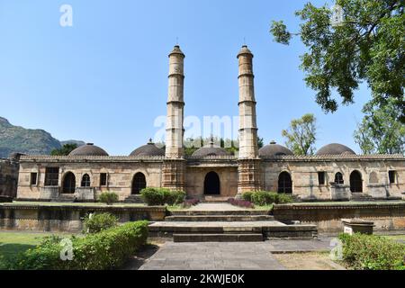 Shaher ki Masjid, Vorderansicht, private Moschee erbaut für die königliche Familie und Adlige des Gujrat Sultanate, erbaut von Sultan Mahmud Begada 15. - 16. Cent Stockfoto