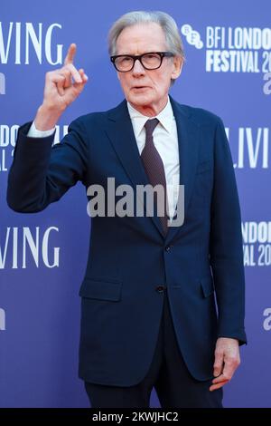 Bill Nighy fotografierte während der Headline Gala UK Premiere of LIVING as part of the London Film Festival, die am Sonntag, den 9. Oktober 2022 in der Royal Festival Hall in London stattfand . Bild von Julie Edwards. Stockfoto