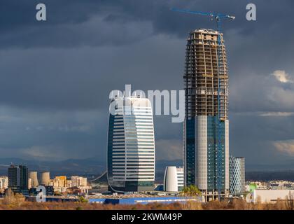 Sofia Bulgaria Sky Fort Bürogebäude und im Bau befindliche Baustelle seit November 2022, Osteuropa, Balkan, EU Stockfoto