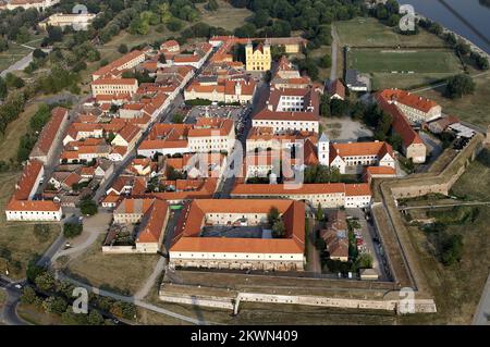 FOTO EINREICHEN - Kroatien als 28.. EU-Mitgliedstaat Osijek ist eine Stadt mit den grünsten Gebieten in Kroatien und die größte Stadt in der Region Slawonien. Foto: Marko Mrkonjic/PIXSELL Stockfoto