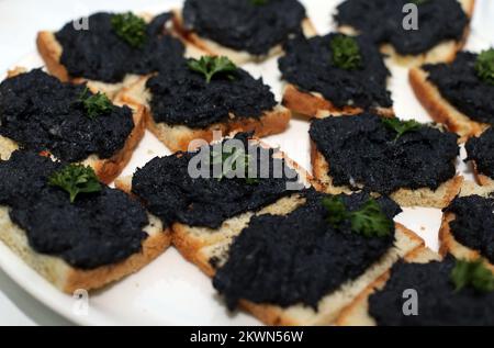 Kroatien als 28.. EU-Mitgliedstaat die Spezialität des berühmten kroatischen Kochs. Foto: Sanjin Strukic/PIXSELL Stockfoto